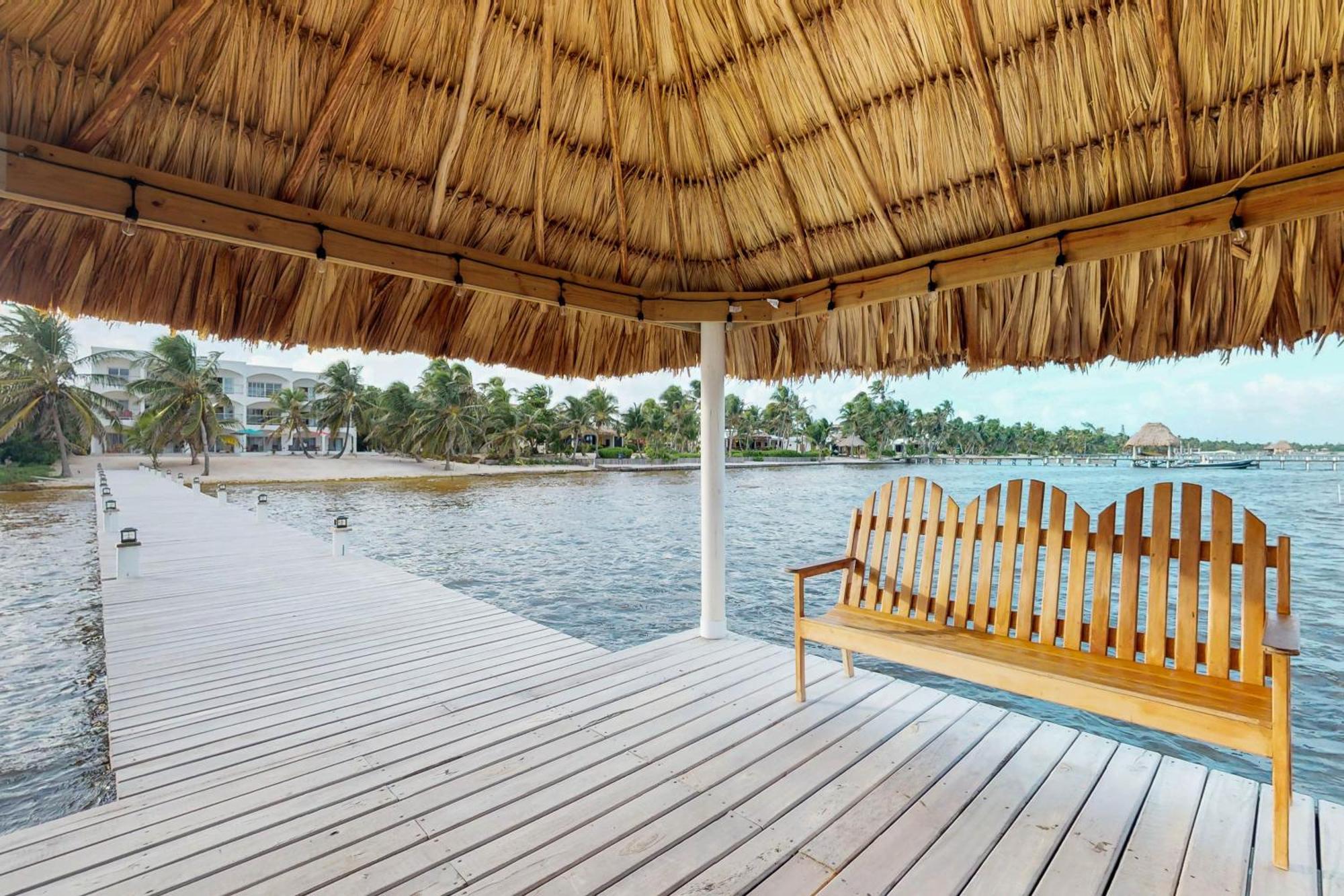 Blue Water Beach Villas San Pedro  Pokój zdjęcie
