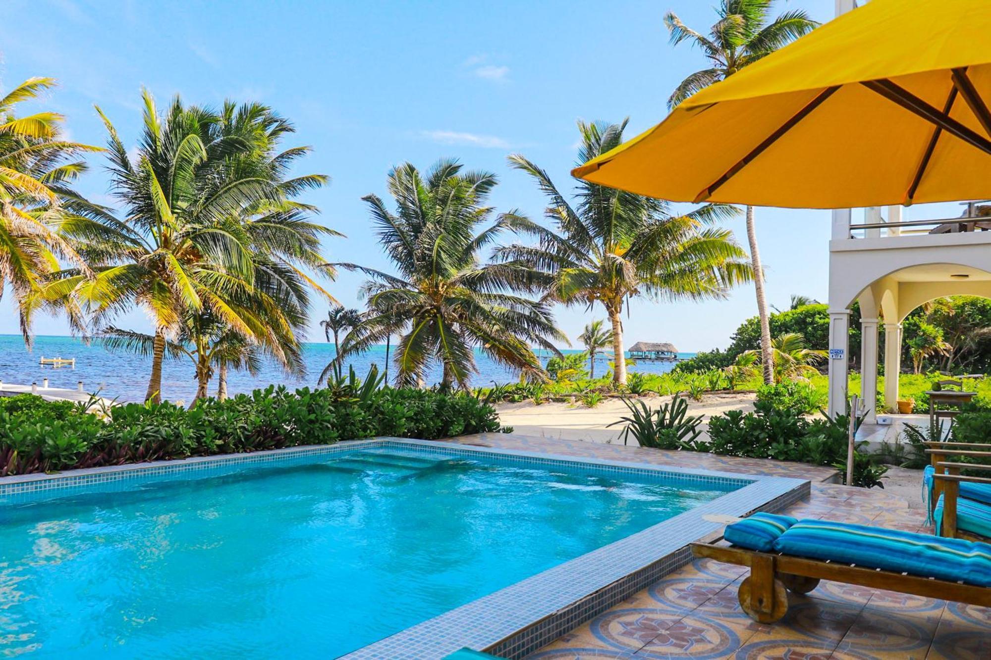 Blue Water Beach Villas San Pedro  Pokój zdjęcie