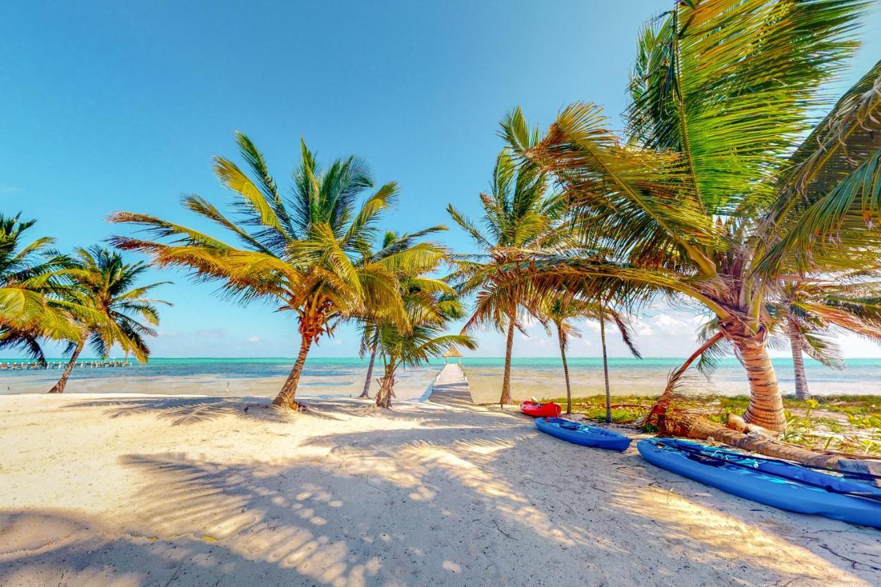 Blue Water Beach Villas San Pedro  Zewnętrze zdjęcie